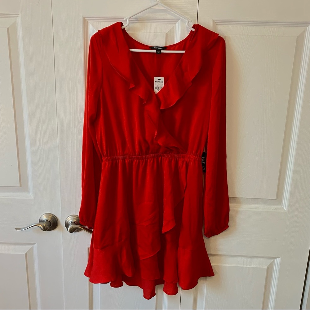 Express satiny red flowy long sleeve cocktail mini dress